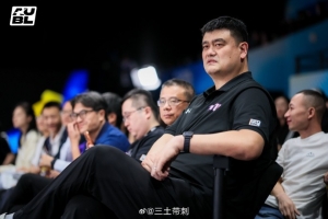 狂飙!清华男篮激战早稻田,主场逆袭却憾负