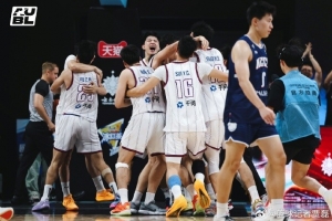 顶住压力！上海交大逆转政大，夺冠之路彰显坚韧意志