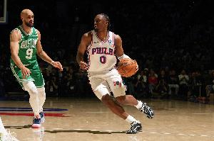 全网热议!马克西NBA赛场上的独特风格引球迷热议