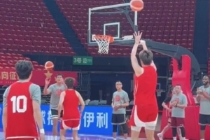 攻防转换成关键!中国女篮如何凭借高效三分锁定胜局